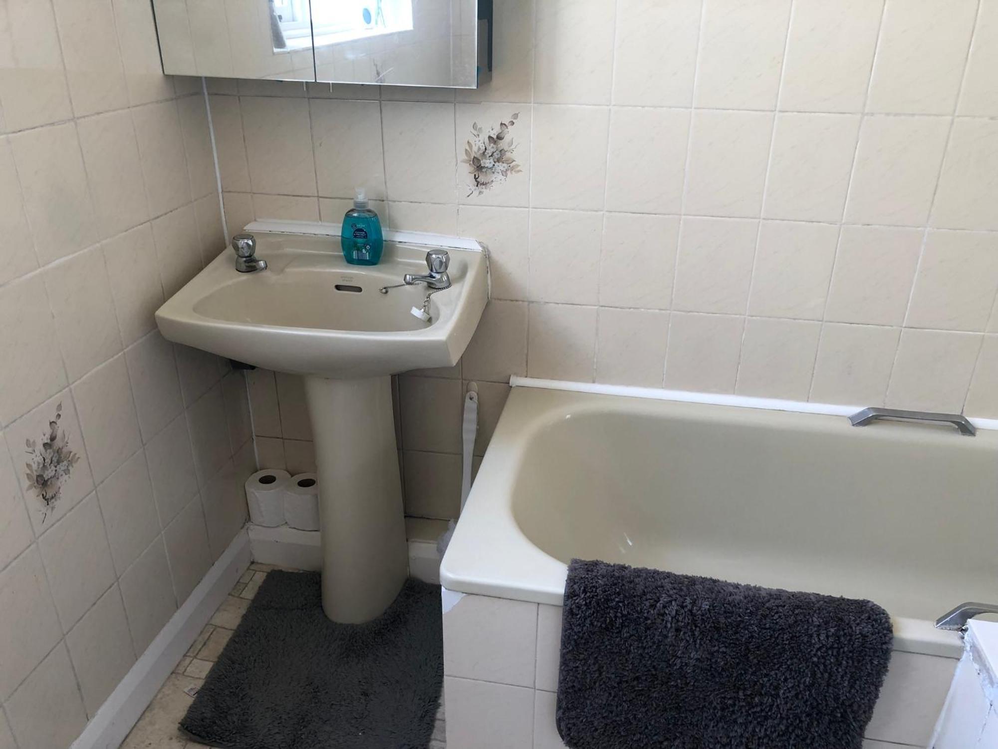 Spacious West London 2 Bedroom Apartment エクステリア 写真