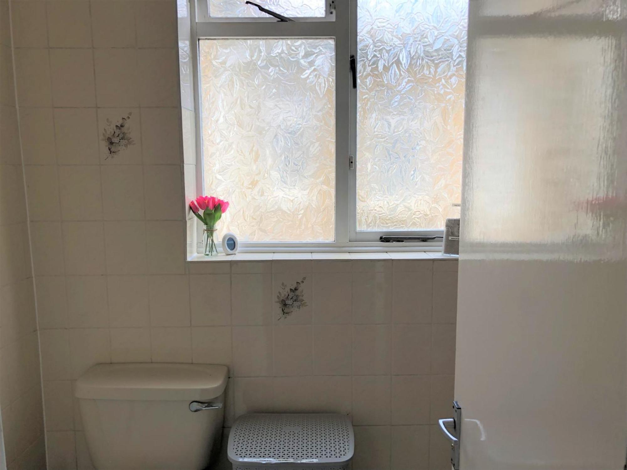 Spacious West London 2 Bedroom Apartment エクステリア 写真