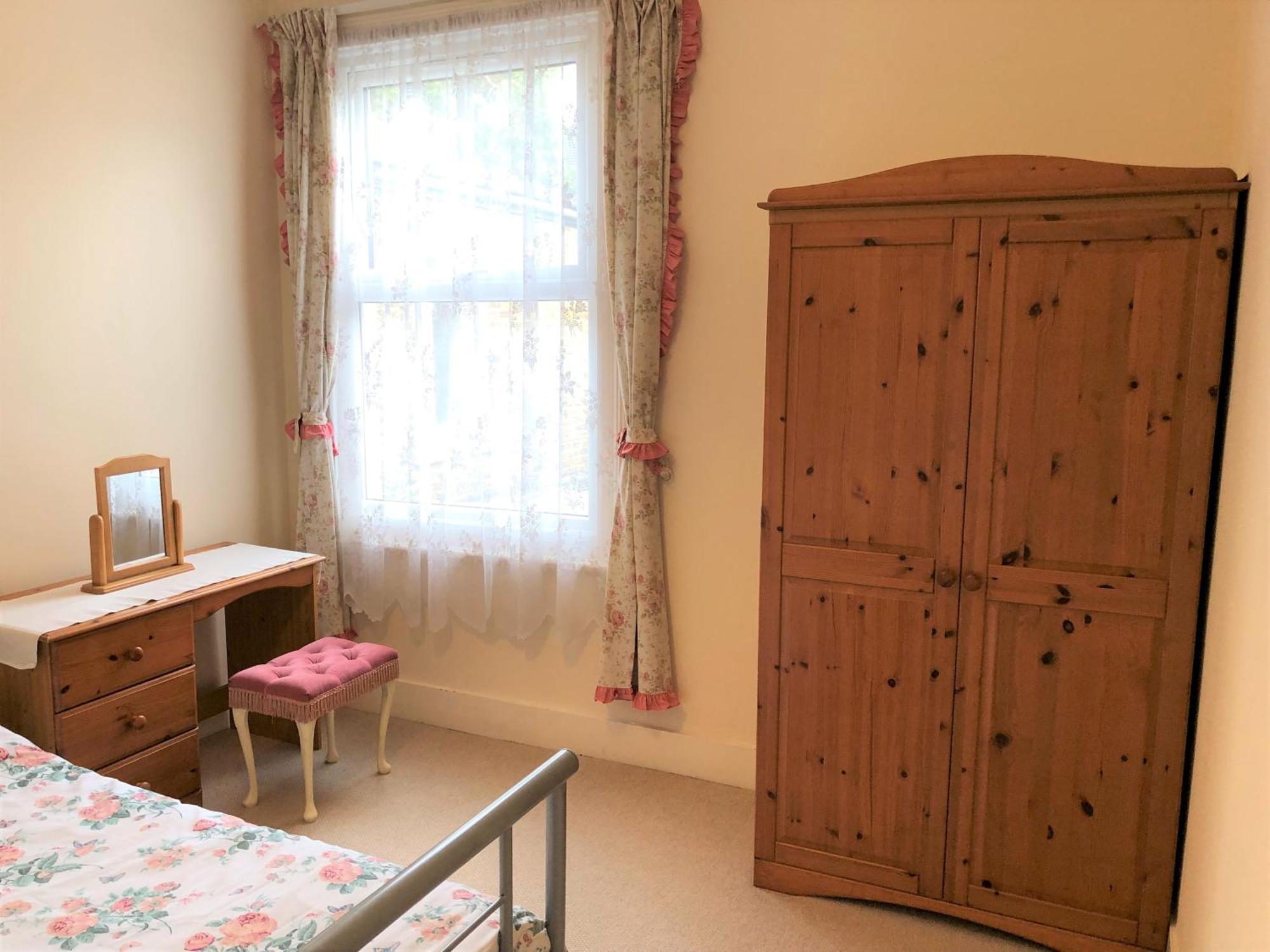 Spacious West London 2 Bedroom Apartment エクステリア 写真